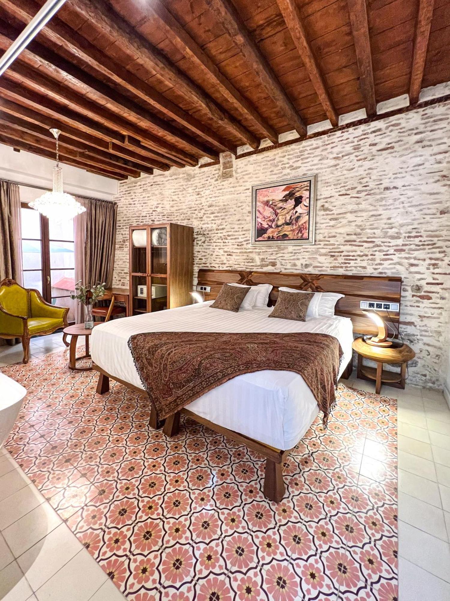 Anahita Boutique Hotel مالقة المظهر الخارجي الصورة