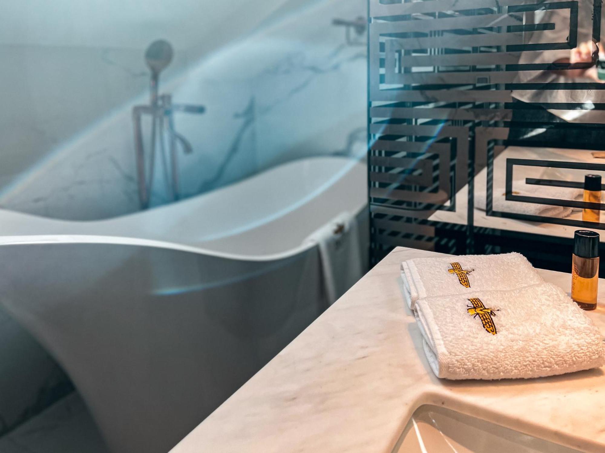 Anahita Boutique Hotel مالقة المظهر الخارجي الصورة