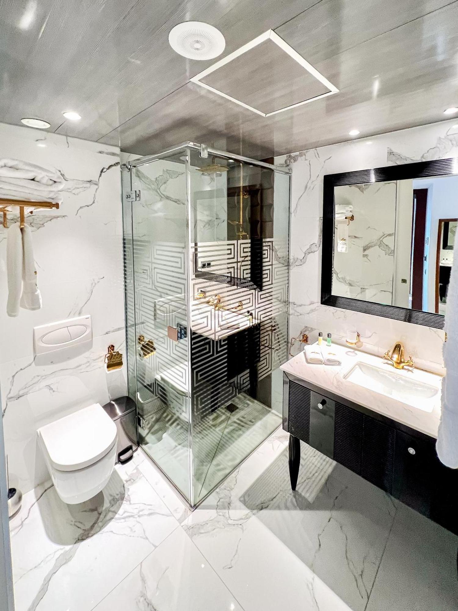 Anahita Boutique Hotel مالقة المظهر الخارجي الصورة
